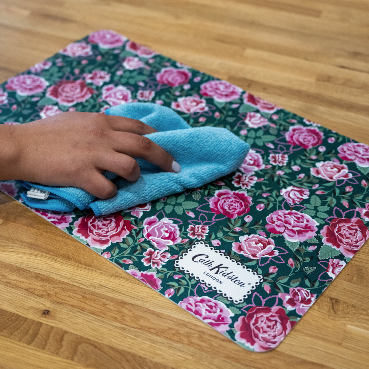 Cath Kidston Dolly Rose Feeding Bundle | S/M