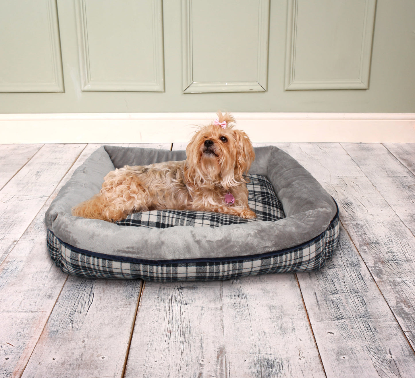 Dream Paws Grey Checked Dog Sofa Bed