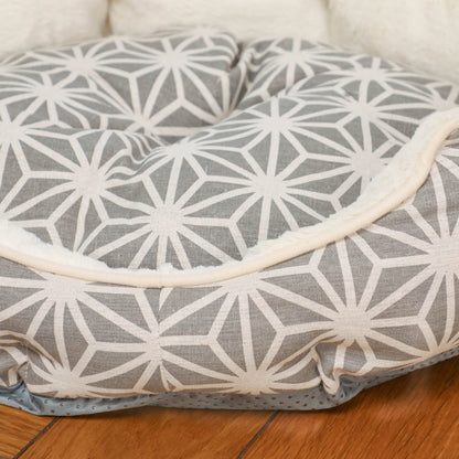 Dream Paws Geometric Cosy Grey Pet Bed