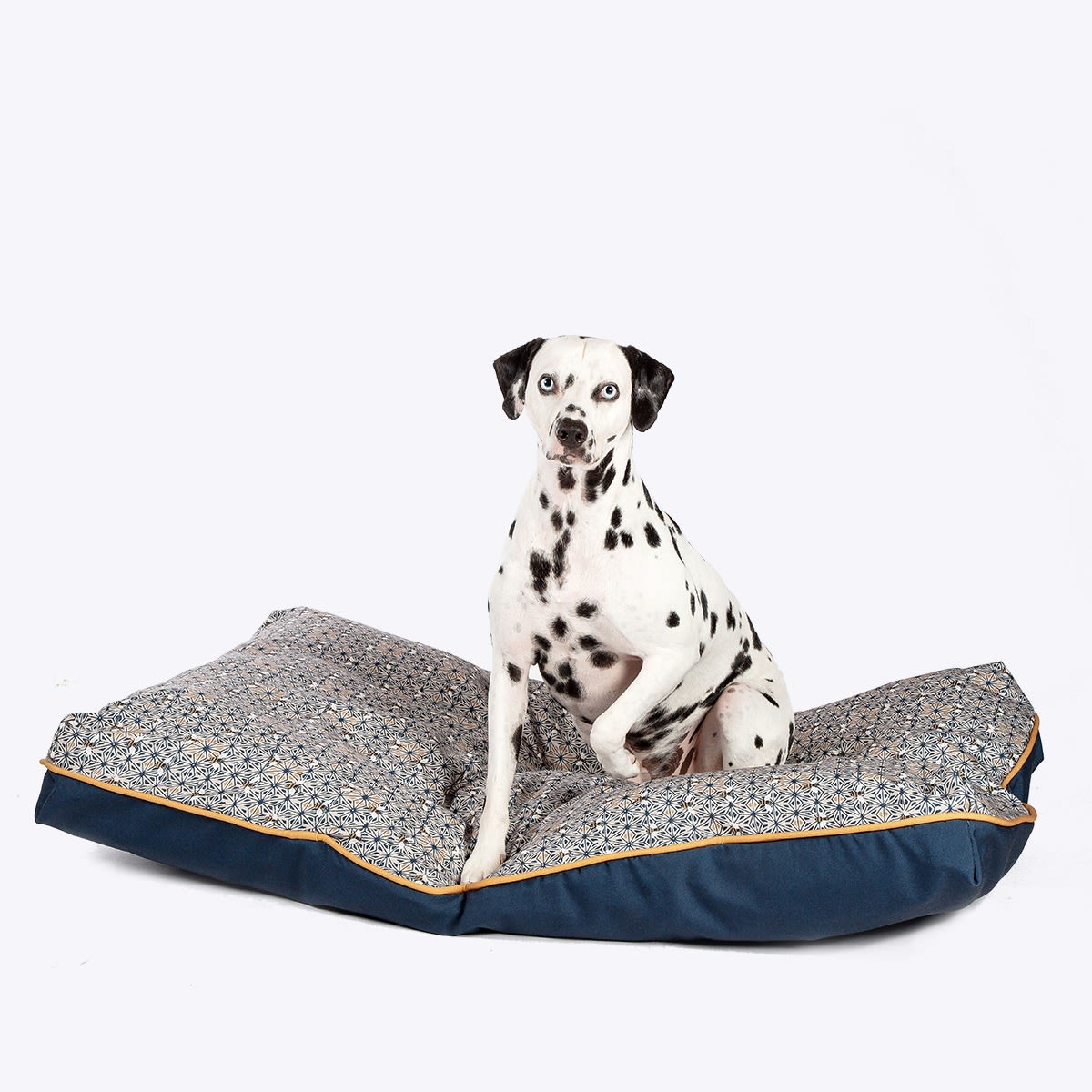 Danish Design Fatface Geo Bees Deluxe Duvet Dog Bed