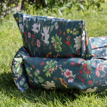 Royal Horticultural Society Pets in the Garden 2in1 Waterproof Mattress